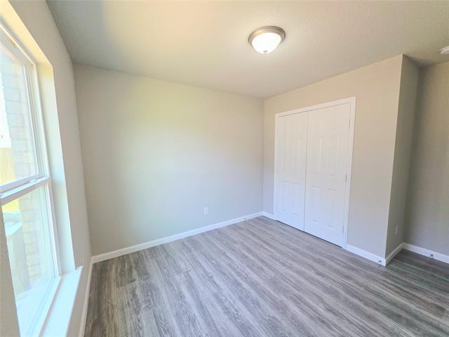 Foto del edificio - 1024 Springview Ln