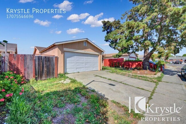 Foto del edificio - Updated, single-level home located in Nort...