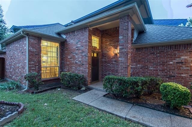 Foto principal - 2978 Crystal Springs Ln