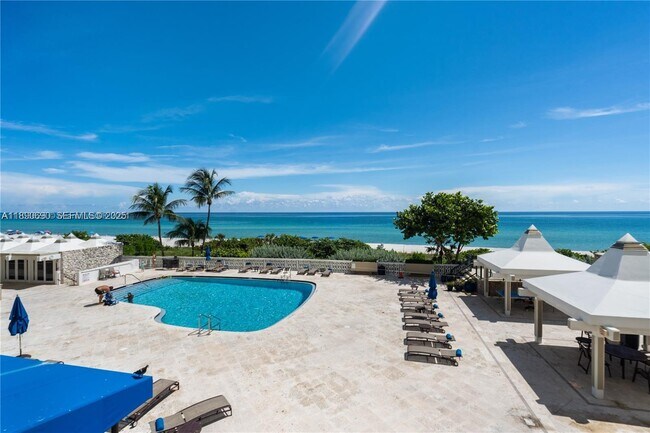 Foto del edificio - 5555 Collins Ave