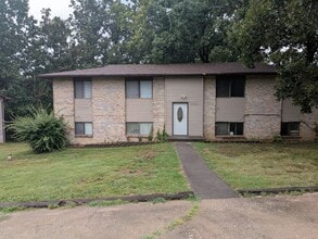 Building Photo - 3229 Cassidy Rd