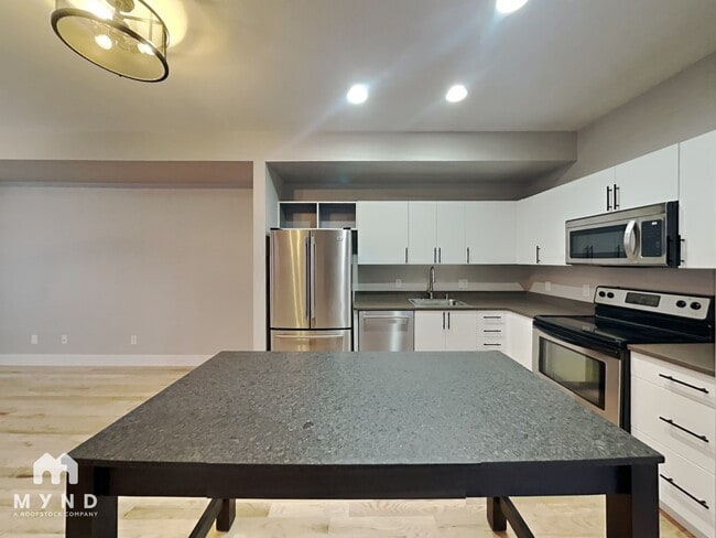 Building Photo - 3338 Tejon St