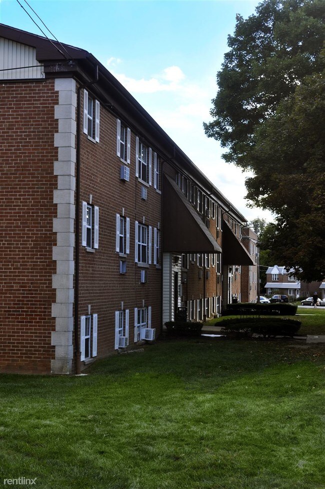 10900 Bustleton Ave, Philadelphia, PA 19116 Condo for Rent in