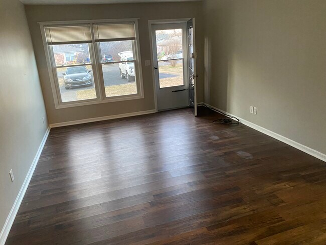 sala de estar - 3718 Creekside Ct