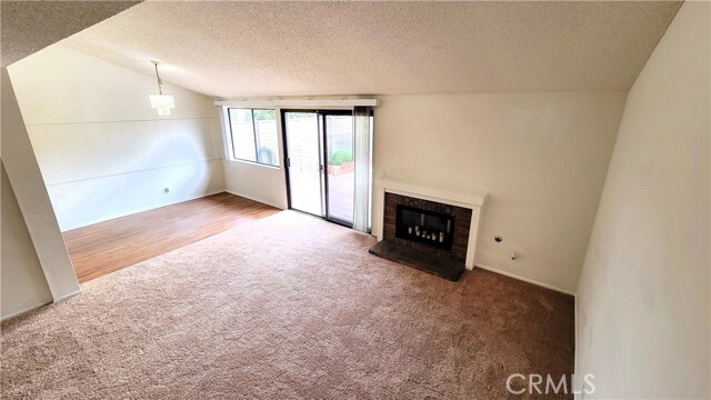 Foto del edificio - 1146 Strawberry Ln