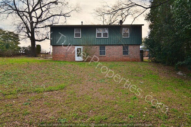 Foto del edificio - 4000 Williamsburg Dr, Columbia, SC 29203