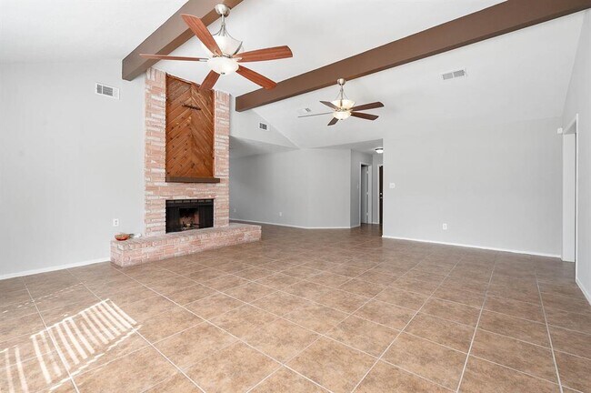 Foto del edificio - 13307 Pecan Oak Dr