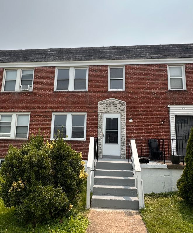 Primary Photo - 3725-FLOOR-3725-FLOO2 Bonview Ave
