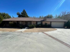 Building Photo - 17343 Buckthorn Ave