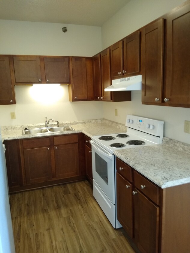 2 BR - Rafael - Furman Western Hills