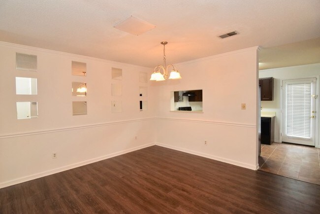 Building Photo - 2114 Turtle Ct