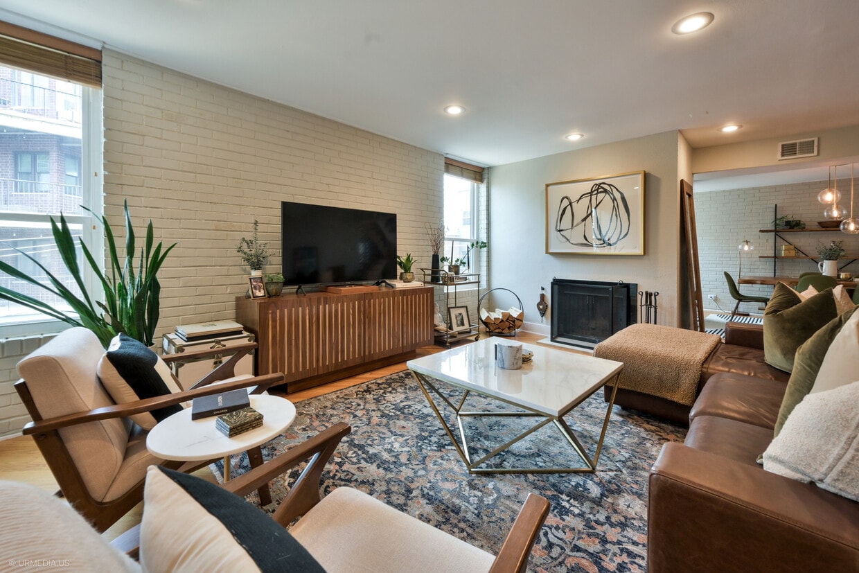 Foto principal - 636 W Webster Ave