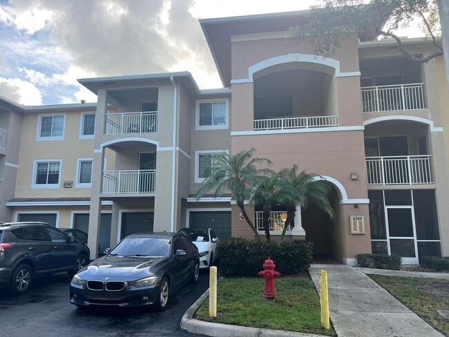Foto del edificio - 6394 Emerald Dunes Dr