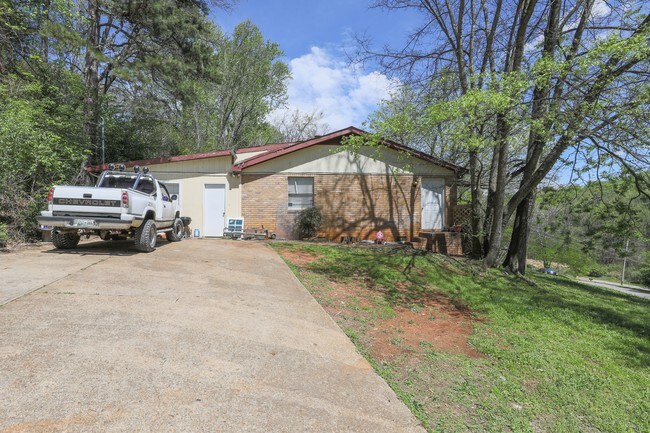Foto del edificio - 507 Mountain Ridge Rd