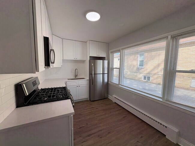 Building Photo - 311 Prairie Ave