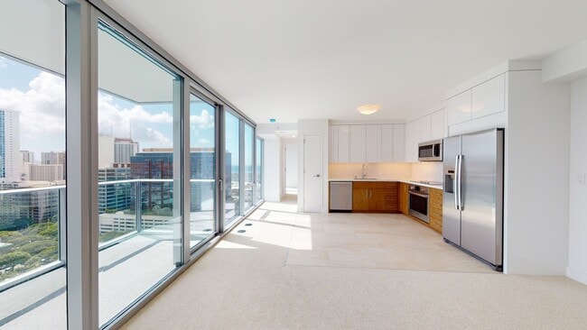 Building Photo - 2BD/2BA/1PRKG Condo Rental at Azure Ala Mo...
