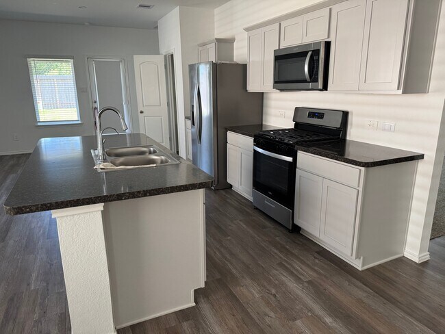 Foto del edificio - 5626 Vintage Oakmont Dr