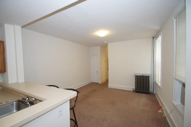 Building Photo - 2634 Poplar St