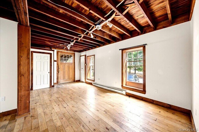 Foto del edificio - 175 Goldens Bridge Rd