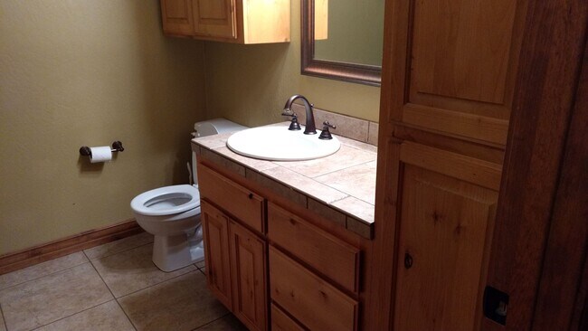 Foto del edificio - 1782 Larson Rd