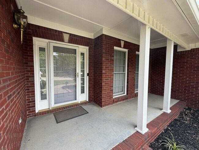 Foto del edificio - 238 Pebble Brook Dr