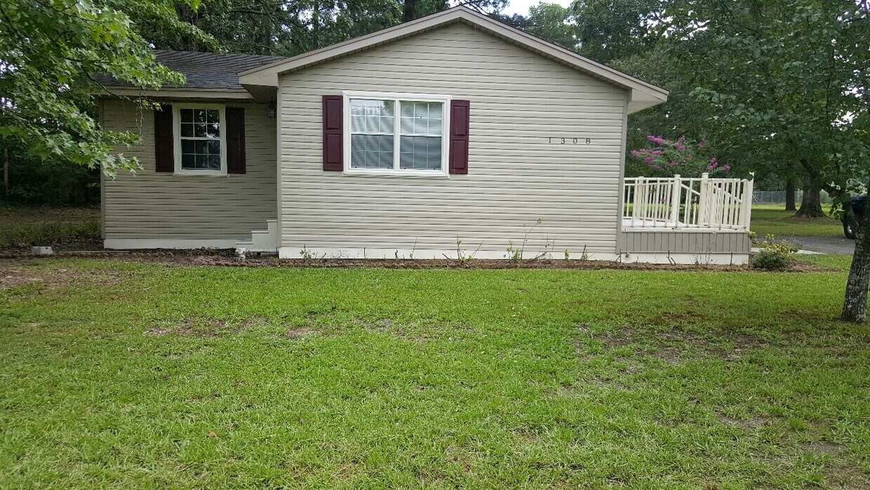 Primary Photo - 1308 Gamble Rd