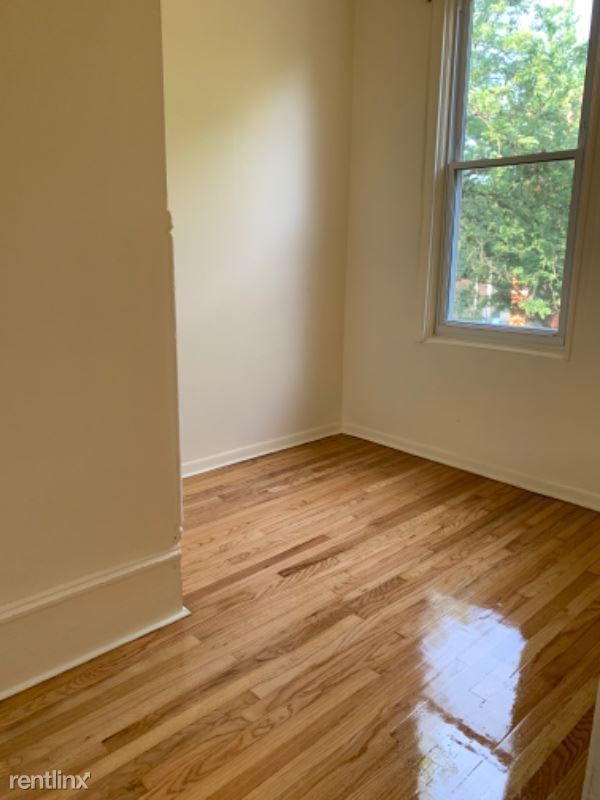 Building Photo - 740 N Wolcott Ave
