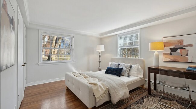 Foto del edificio - 1400 Hinman Ave