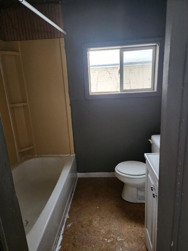 Foto del edificio - 1780 Superior St