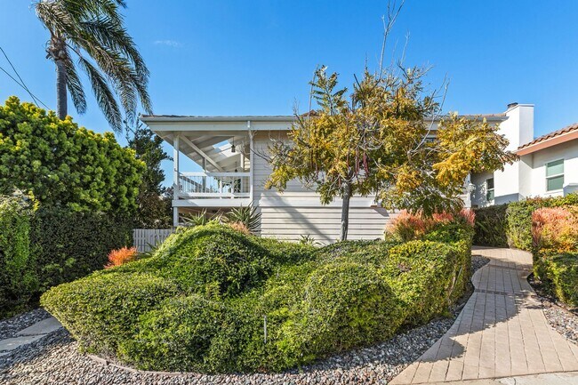 Foto del edificio - !!+ THIS 3BED/3BATH IN LA JOLLA IS MINUTES...