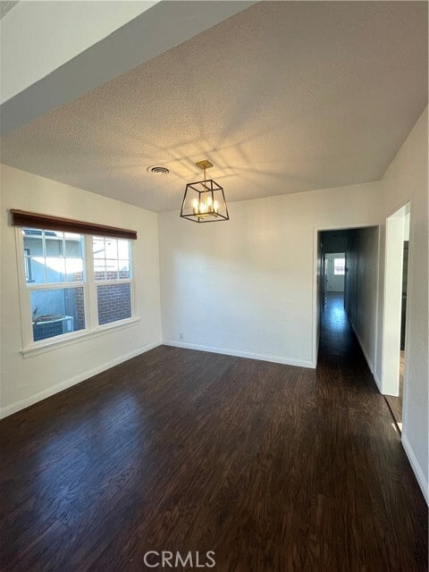 Building Photo - 1024 Main St