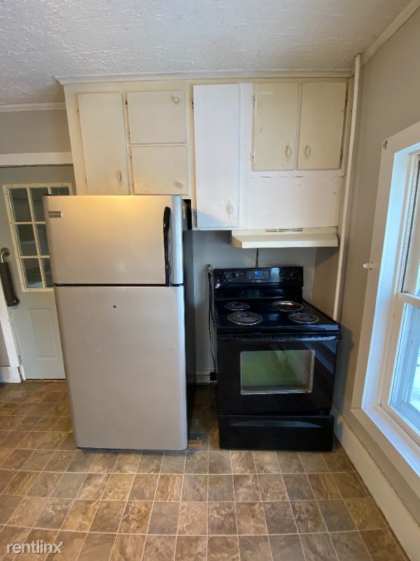 Building Photo - 5 br, 2 bath House - 605 Elliot Ave N