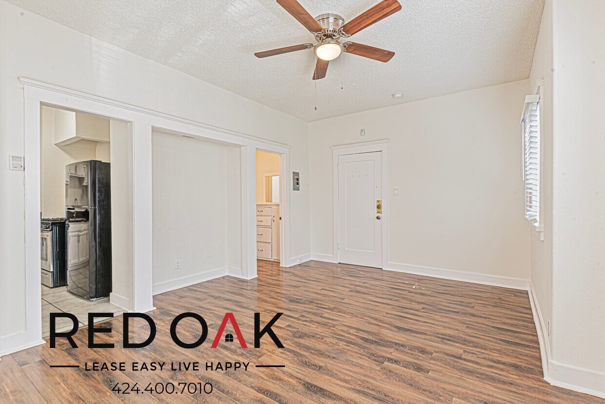 Foto principal - 2737 San Marino St