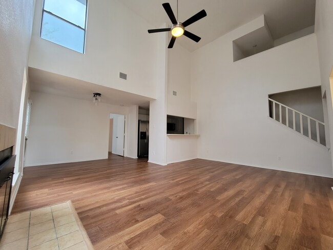 Building Photo - 1225 W Hudgins St