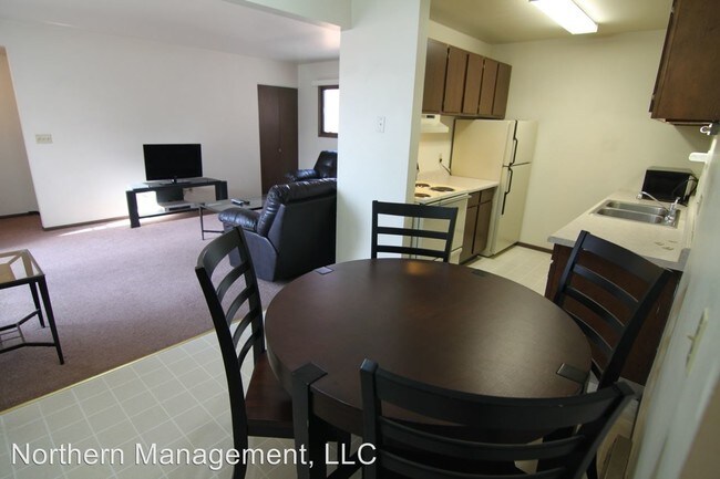 Foto del edificio - 895-895 W 17th St