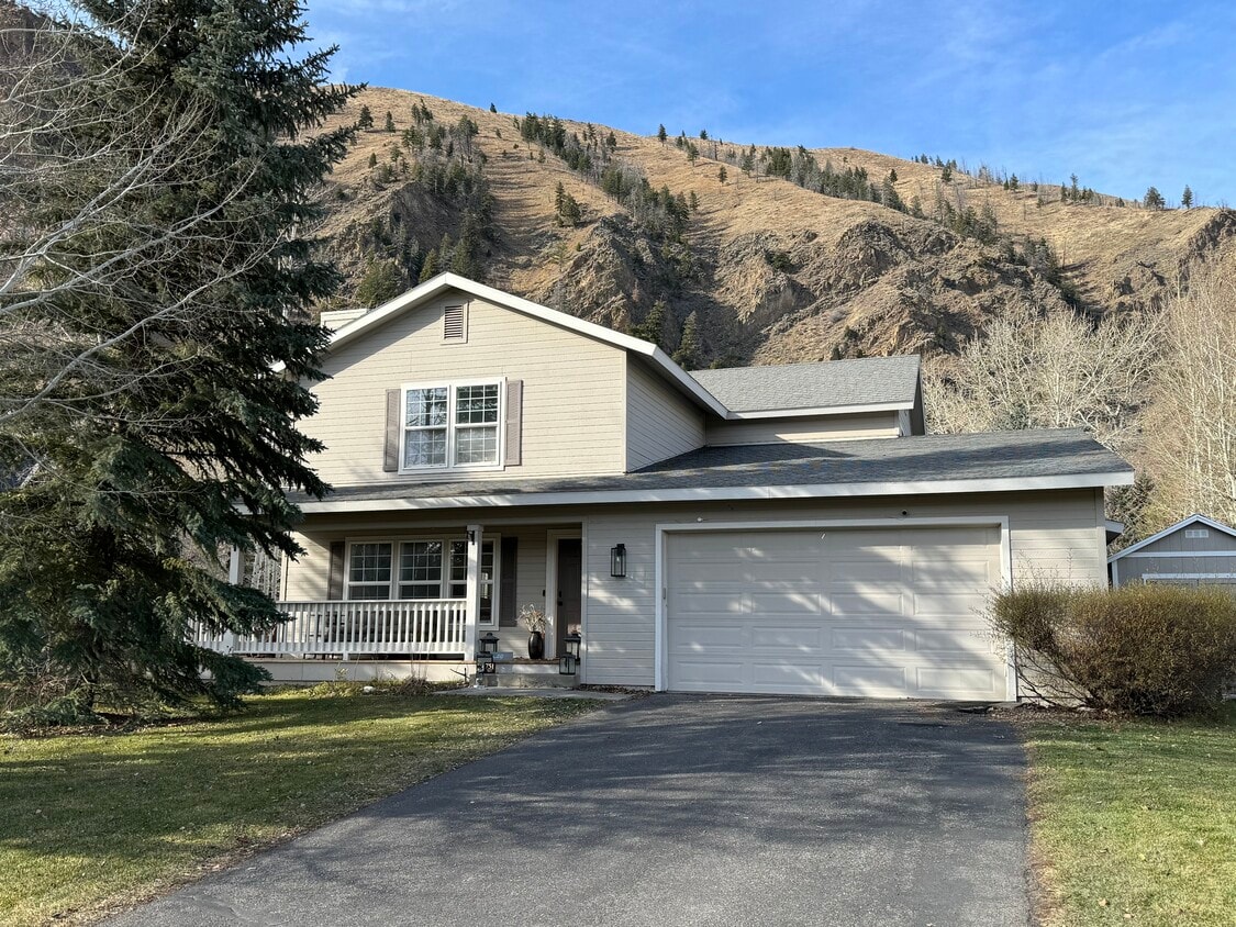 751 Angela Dr, Hailey, ID 83333 House Rental in Hailey, ID