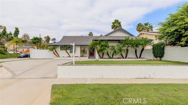 Building Photo - 27811 Palmeras Pl