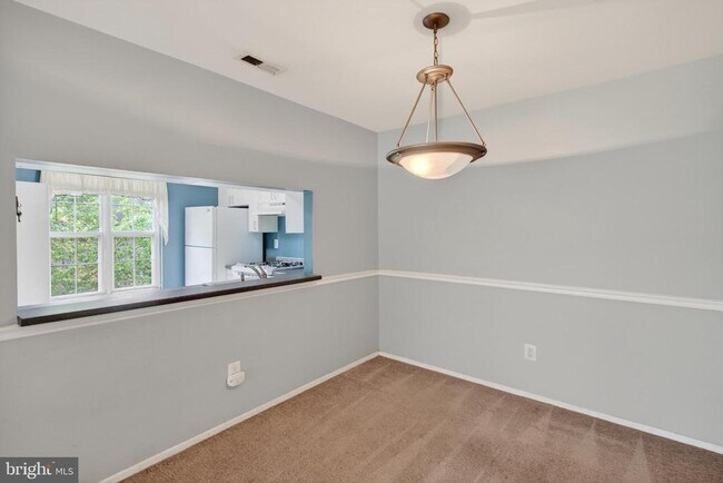 Foto del edificio - 3302B Ramsbury Ct