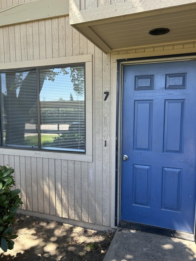 1808 Colorado Ave, Turlock, CA 95382 Townhome Rentals in Turlock CA