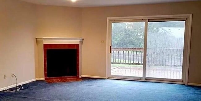 Building Photo - 1908 Alberta Dr