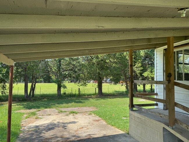 Building Photo - 1426 Leydens Mill Rd