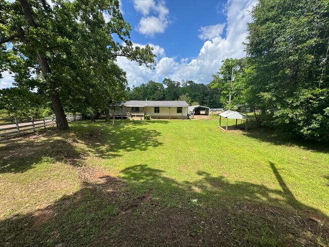 Building Photo - 12372 FM 1650