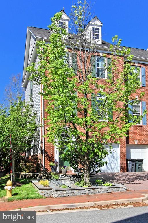 Foto del edificio - 5120 Grimm Dr