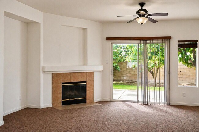 Building Photo - 83125 Broadmoor Dr