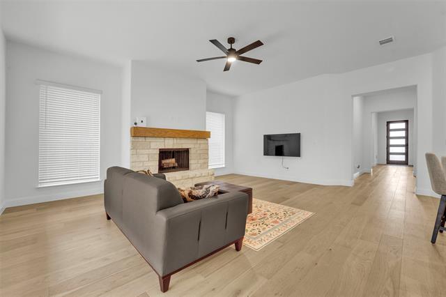 Foto del edificio - 5500 Pooley Ln