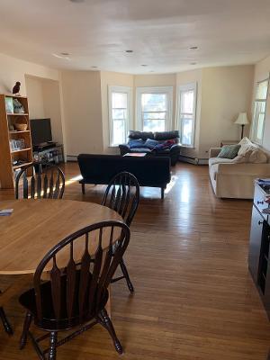 Building Photo - 391 Newtonville Ave