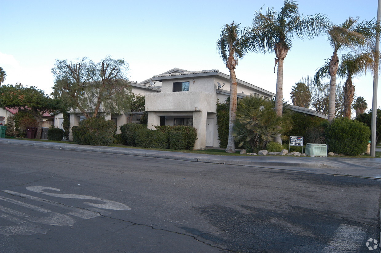 Primary Photo - 32950 Canyon Vista Rd