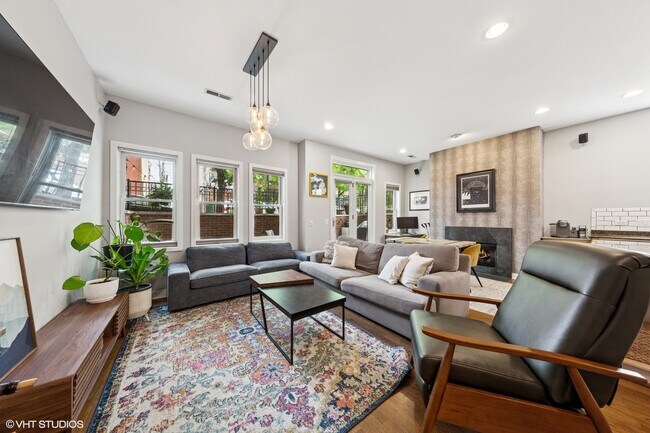 Foto del edificio - 1142 N Wood St