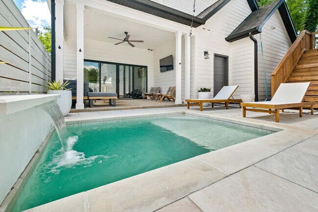 Foto del edificio - 404 NW 4th St