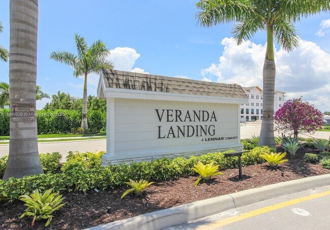 Building Photo - 553 Rivergrass St